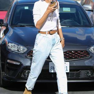 Sold!! Vintage Pleated High Waist Mom Jeans